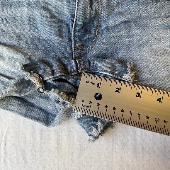 American Eagle Outfitters Women Shorts 14 Light Blue Denim Cutoff 2.5” Inseam - Picture 7 of 10